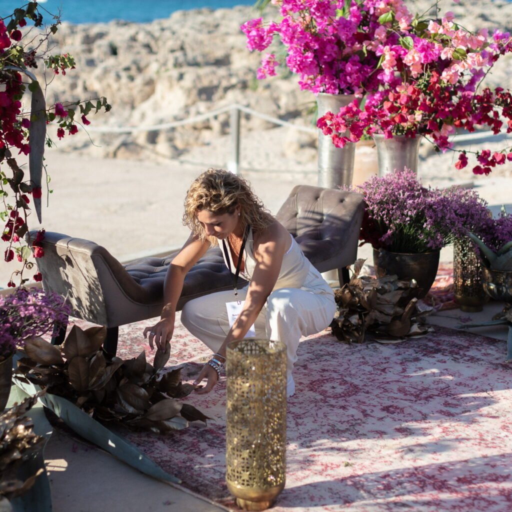 Maria preparando la boda